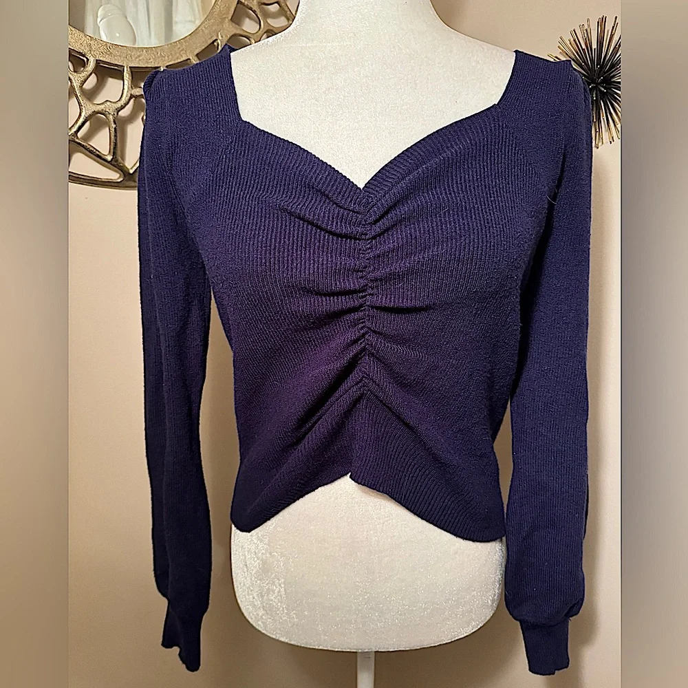 Blue Crop Ruched Ribbed Knit Sweater - Picture 5 of 10